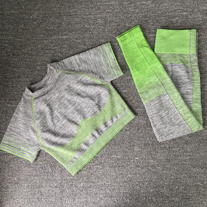 seamless mesh yoga set