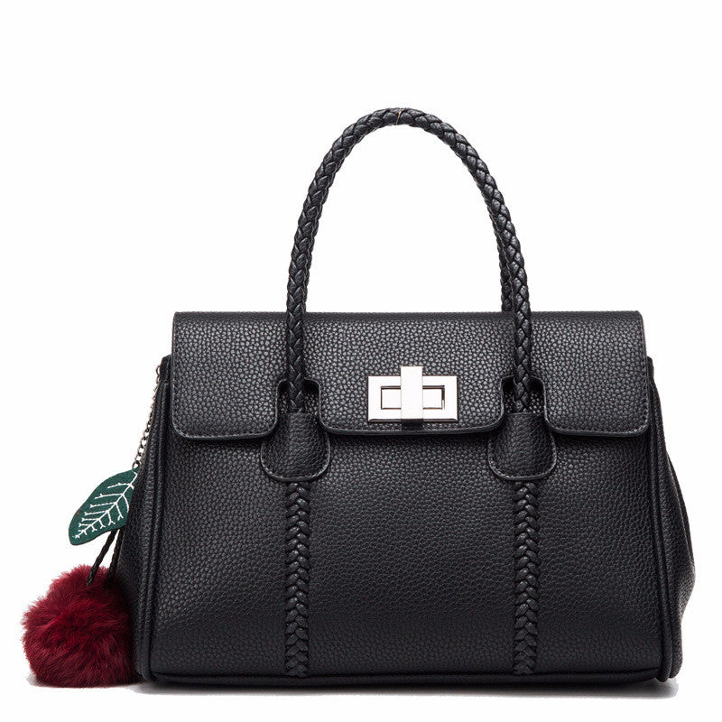 Leather handbag lychee pattern