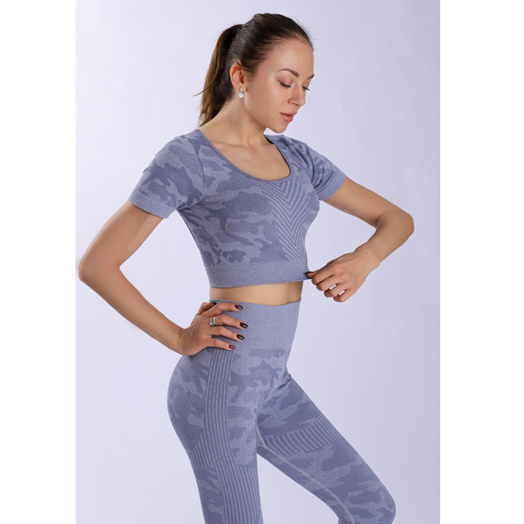 Short sleeve seamless fitness set