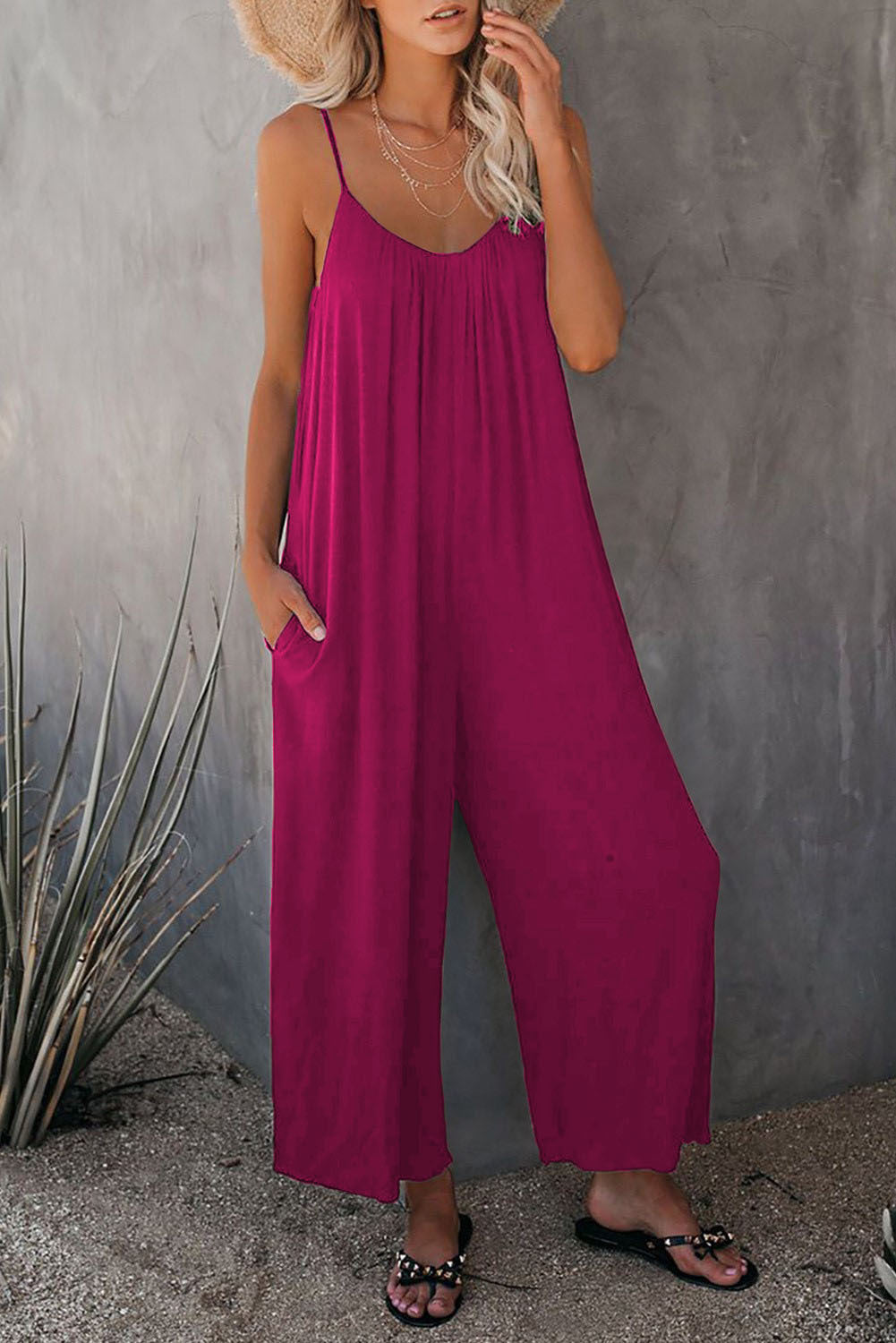 sleeveless loose jumpsuit