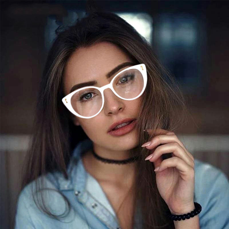 Fashion flat metal temple glasses - About Wish